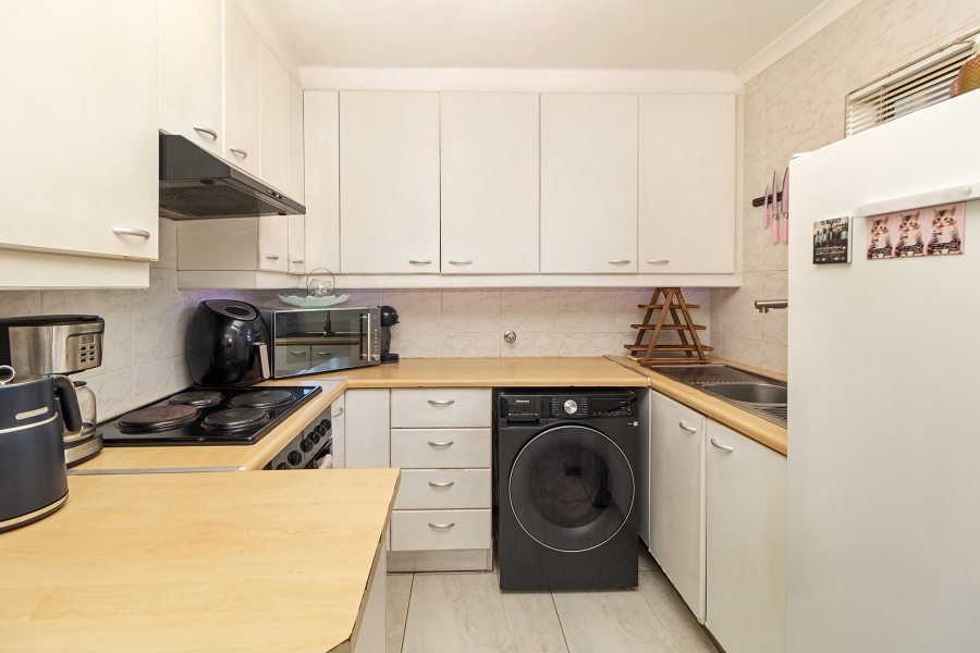 2 Bedroom Property for Sale in Parklands Western Cape